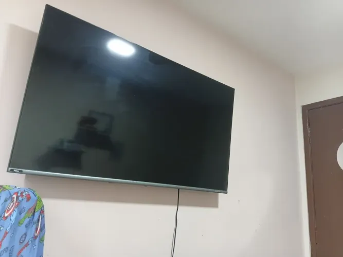 TV com defeito ligo nao sei mecha na iluminação.
