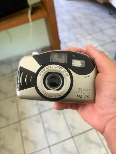 Câmera Analógica Zoom MZ-25