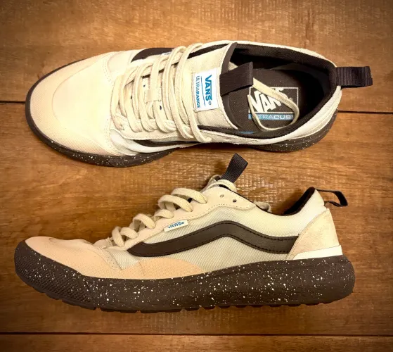 Tênis VANS Ultrarange EXO SE tam 41