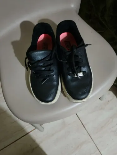 Tênis masculino e feminino preto 