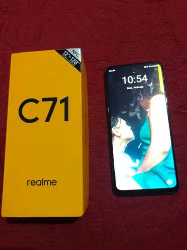 Realme c71 128g+4g+8g de ram