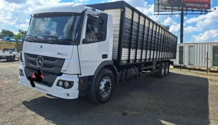 Atego 2426 Truck boiadeiro 2021