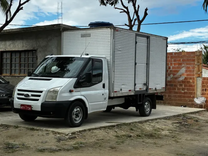 Ford Transit Furgão 3330 2.4 Tdci Curto Dies. 2011