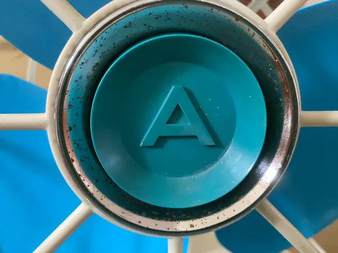 Ventilador Arno 25cm - Branco / Azul anos 70 (Espetacular)