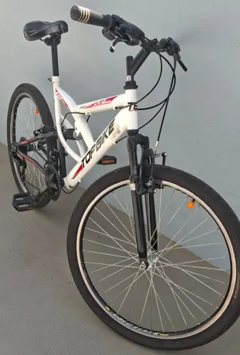 Bicicleta semi nova
