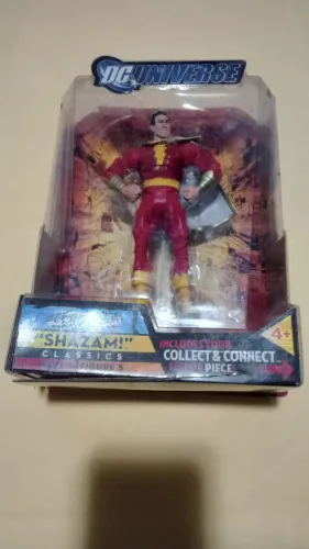 Boneco Shazam DC Universe