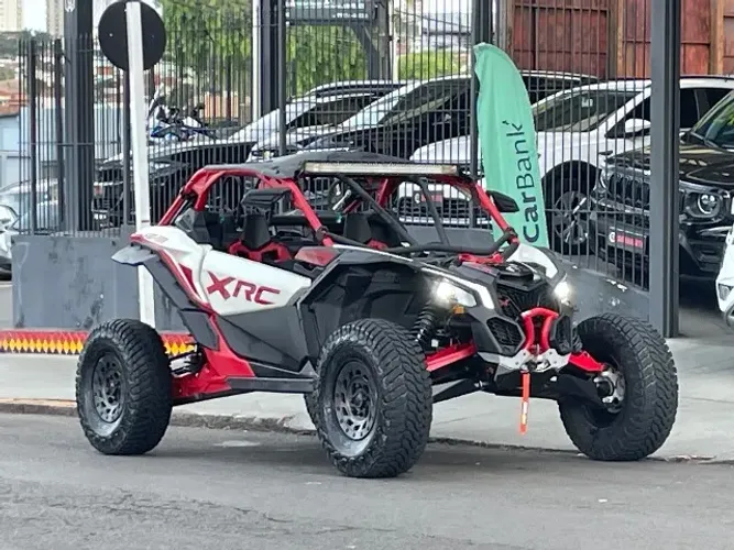 CAN-AM MAVERICK XRC