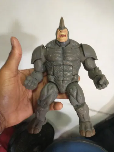 Boneco Marvel legends rhino baf (reservado)