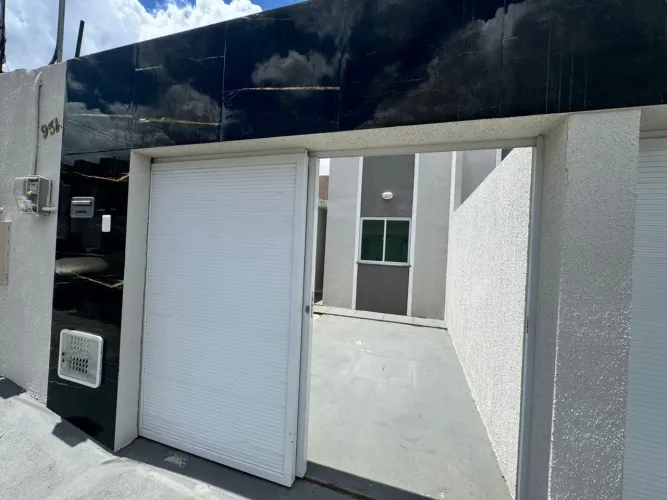 Oportunidade! Casa com  2 Quartos com Fácil Acesso ao Centro
