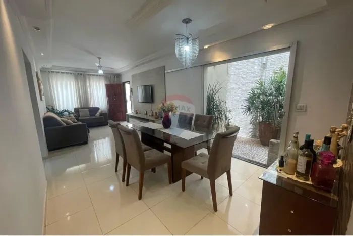 Casa à venda Residencial Morumbi - Lins-SP - Por R$ 400.000,00