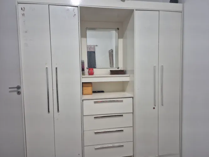 Guarda roupas de casal