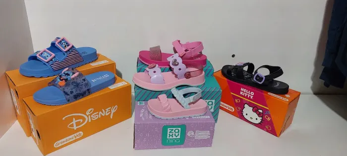 sandalia grendene zaxy varios modelos e cores 17/18/19/20/1/2/3/4/5/6/7/8/9/30/1/2/3/4/5