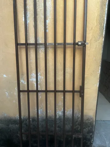Grade para porta