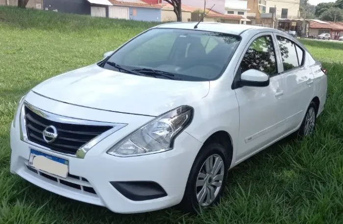 Nissan Versa 1.0 12V Flexstart 4P Mec. 2018