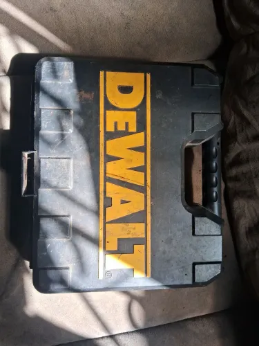 Furadeira Plus DeWalt