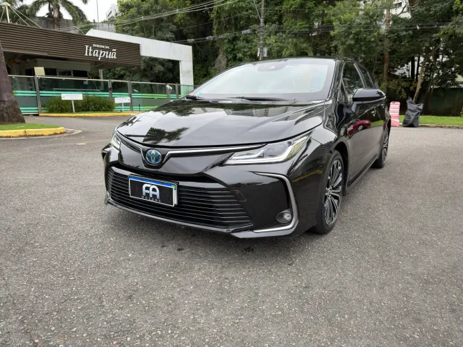 Toyota Corolla Altis Prem. Hybrid 1.8 Flex AUT 2023