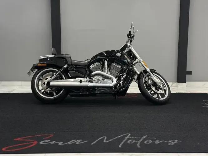 HARLEY-DAVIDSON VRSCF 2015