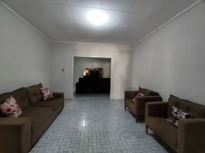 T vende-se no Maracangalha
