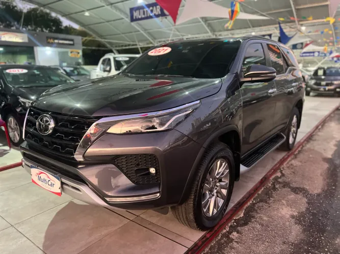 Toyota Hilux SW4 SRX 4X4 2.8 TDI 16V Dies. Aut. 2021