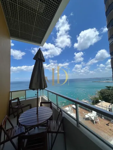 VICTORIA LOFT Vendo apartamento duplex, de 1/4, com 65m², vista mar e infraestrutura compl