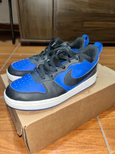 Tênis Nike original Court Borough Low Recraft