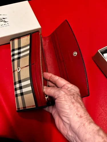carteira Burberry