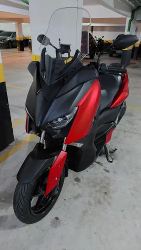 XMax Impecável