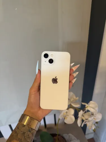 iPhone 13 128GB Branco IMPECÁVEL
