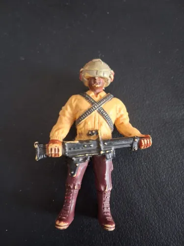 Boneco Turbo Glasslite Rambo Miniatura Anos 80 Com 8cm (Usado)