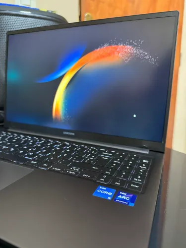 Galaxy Book3 + GPU Dedicada
