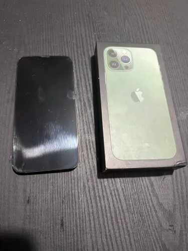 iPhone 13 Pro Max verde