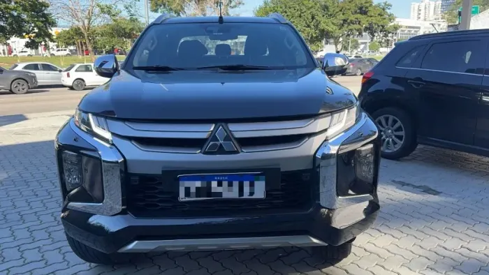 Mitsubishi L200 Triton Sport HPE-S 2.4 CD Dies. AUT 2024