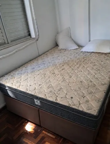 Cama box queen+ colchão queen