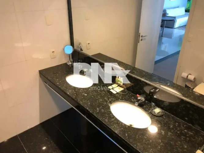 Apartamento - / Residencial / Barra da Tijuca