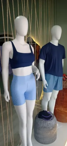 Vitrine com tablado e decoração em corda!