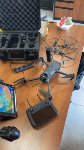 Drone DJI Mavic 3T Enterprise Térmico - Kit Completo Original (Estado de Novo)