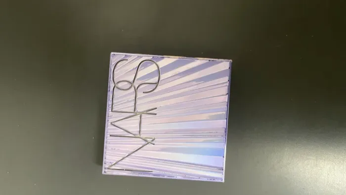maquiagem - Iluminador em pó da NARS