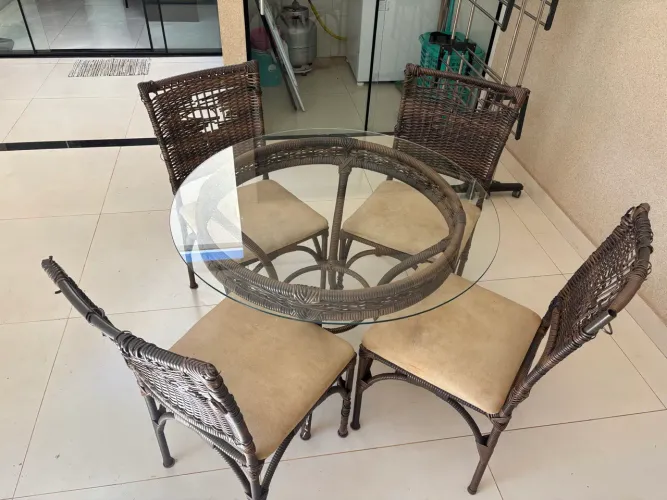 Mesa Junco c/ 4 Cadeiras