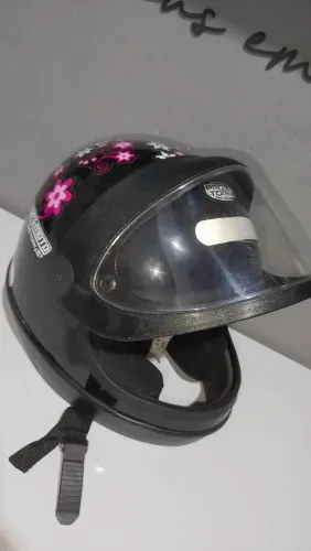 Capacete Unissex Semi Novo