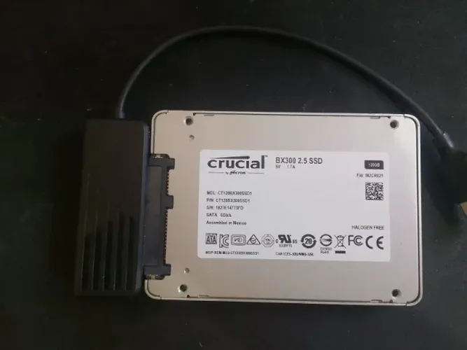 SSD Crucial 120GB 2.5" + Cabo Adaptador USB 3.0 Knup (SSD Externo / Interno)