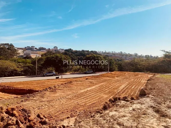 Terreno em condominio fechado na Zona Oeste região do Wanel Ville , Jardim Villagio Milano