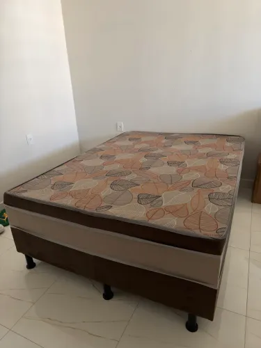 Cama box