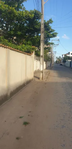 Vendo terrenos na W22, sentido praia Lagomar, Macaé - RJ.