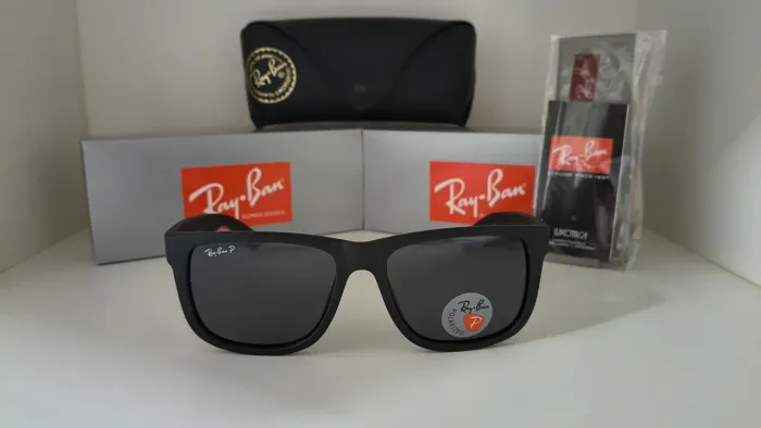 ÓCULOS DE SOL RAYBAN JUSTIN PRETO