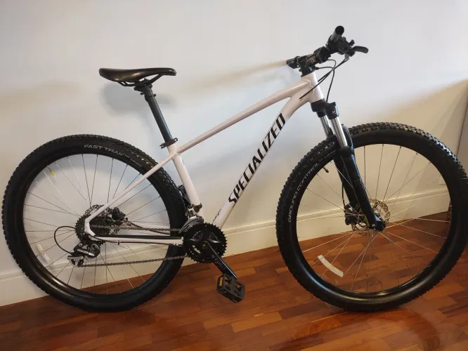 Montain Bike Specialized Rockhopper aro 29 