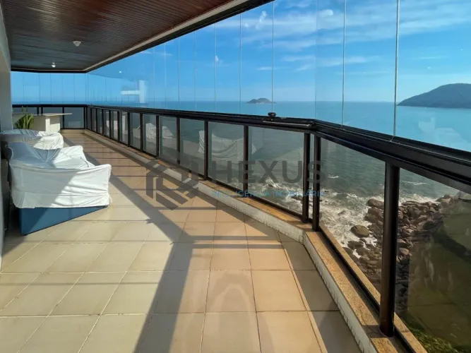Apartamento frente mar com varanda gourmet e lazer na Praia das Asturias, Guaruja