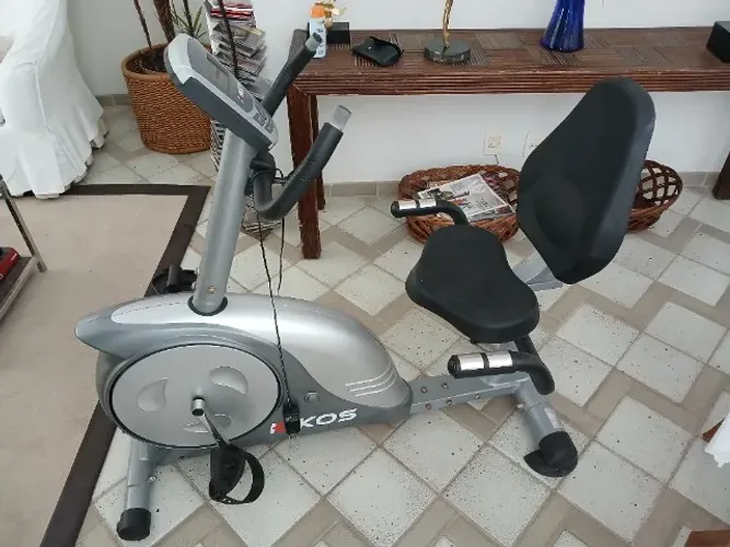 Bicicleta Ergométrica Kikos KR5.6Bi Eletromagnética SUPER NOVA