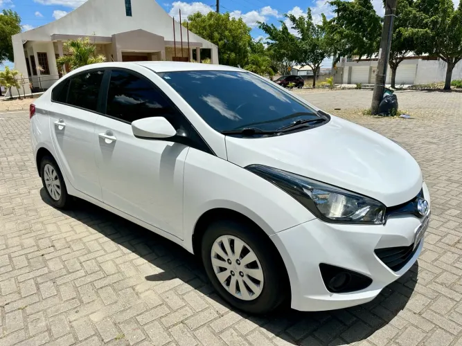 Hyundai HB20S C.plus/c.style1.0 Flex 12V Mec. 4P 2015