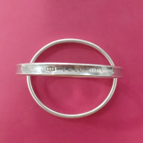 Um Bracelete Tiffany