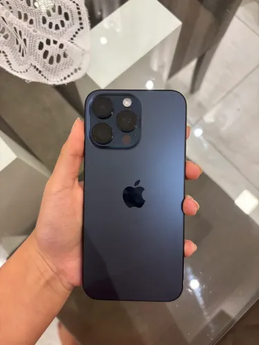 iPhone 15 pro max 256gb azul
